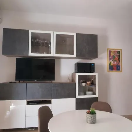 Apartment Beatrixhome Oasi In Citta