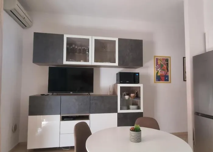 Apartament Beatrixhome Oasi In Citta